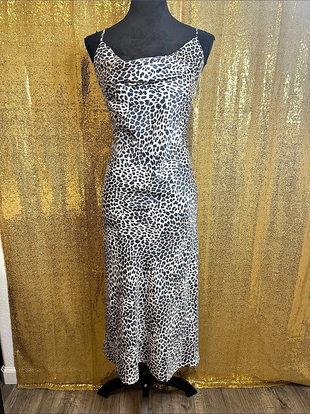 LOVESTITCH Leopard Print Midi Dress Size Medium